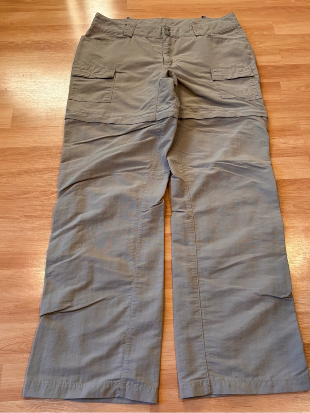 The North Face Convertible Cargo Pants in Light‎ Tan